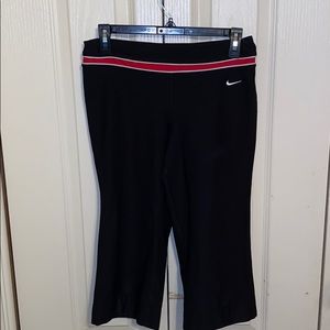 Nike women’s dri fit Capri leggings